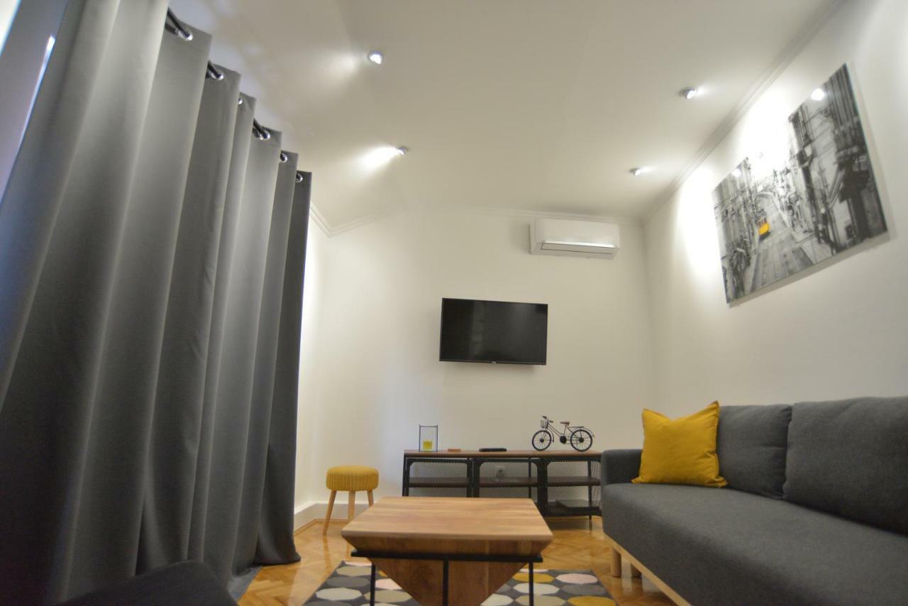 Apartman Lena Ðakovo 外观 照片